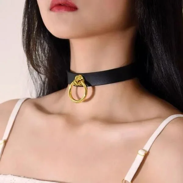 Black Leather Slave Collar With Gold Hardware –