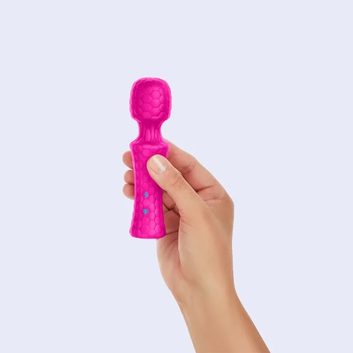 FEMMEFUNN Ultra Wand Mini Portable Massager