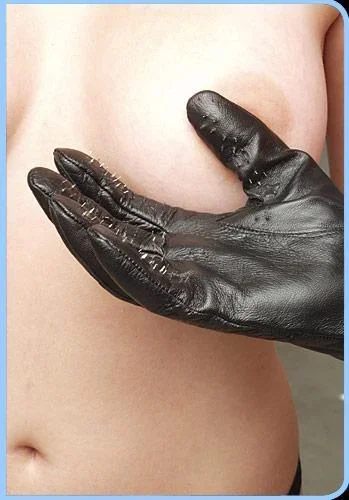 Kink Lab Vampire Gloves Leather with Metal Points Medium
