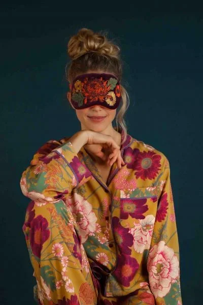 Lavender Velvet Eyemask – Vintage Floral
