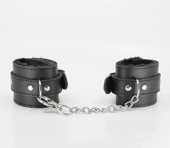 Lil Berlin Baby Cuffs Fur Lined – Black