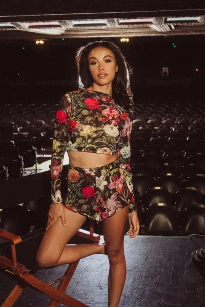 Mesh Long Sleeve Crop – Garden of Eden –