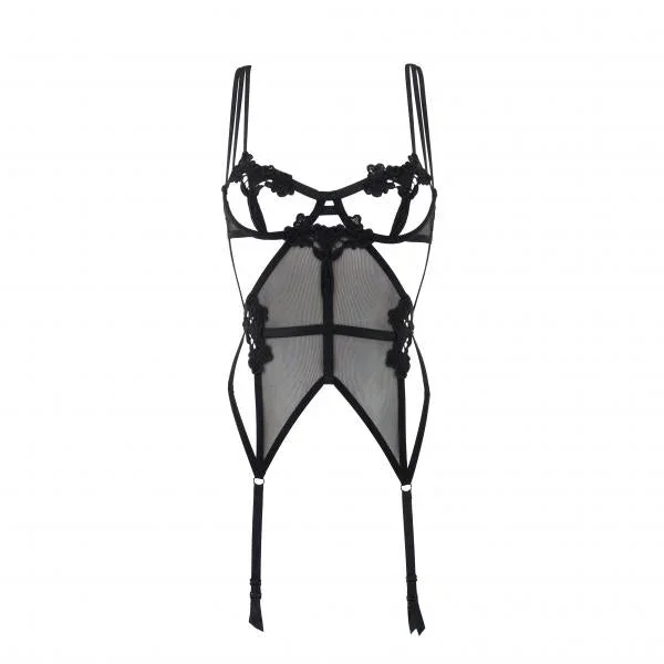 Nova Basque – Black –