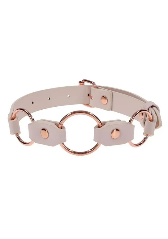 Peaches ‘N Creame Ring Day Collar