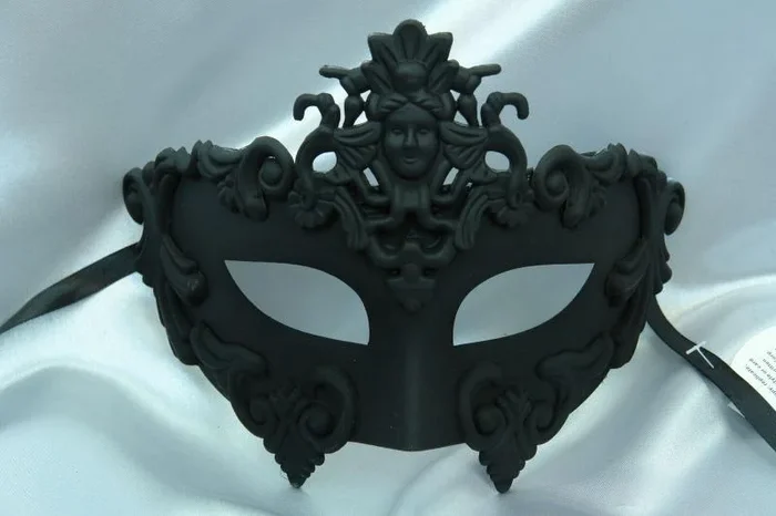 Roman Style Masquerade Mask – Black