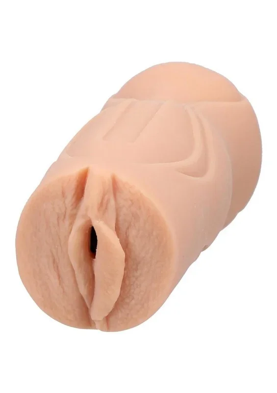 Signature Strokers Livv Fitt Ultraskyn Pocket Masturbator – Pussy