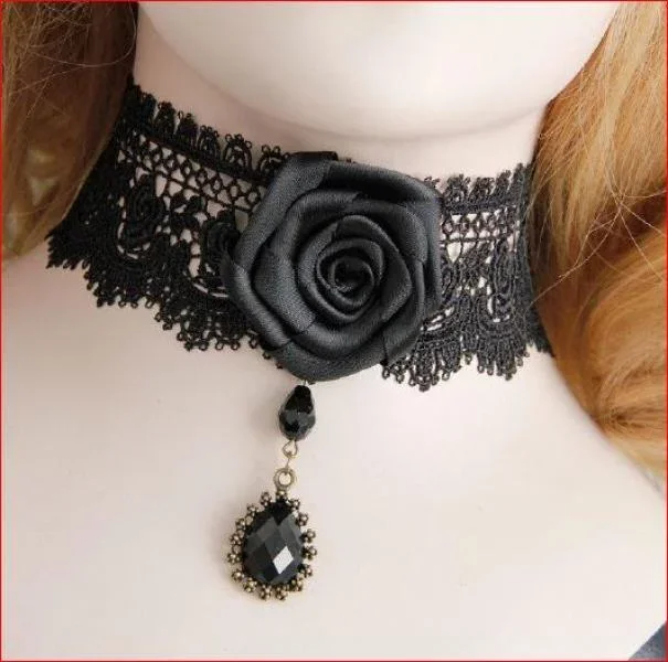 Victorian Lace Rose Choker – Black