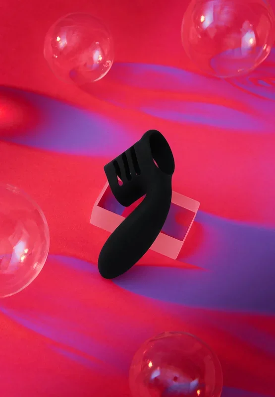 We Ring – Cock Ring & Stimulator